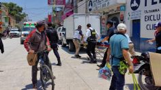 Terror en el tianguis: una niña es alcanzada por las balas durante un ataque directo contra un comerciante en Michoacán