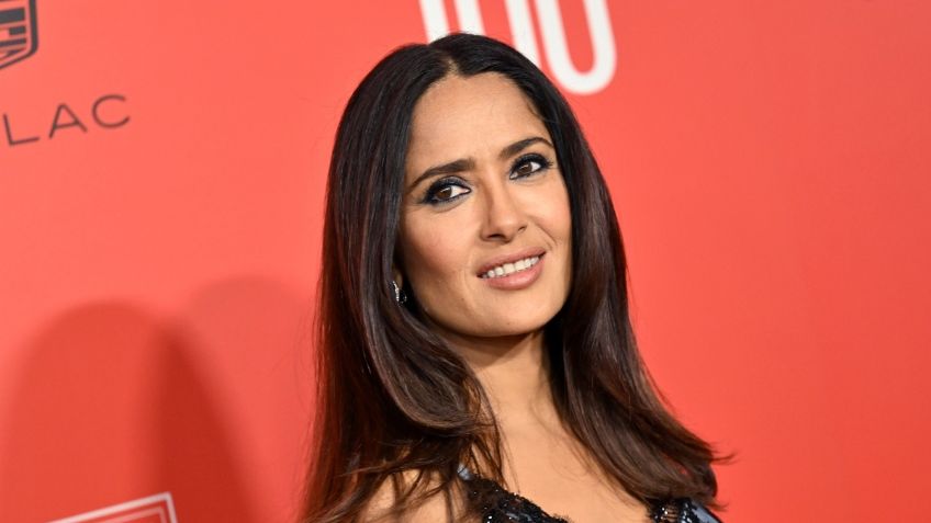 Salma Hayek derrocha elegancia con traje dorado estilo Hollywood clásico