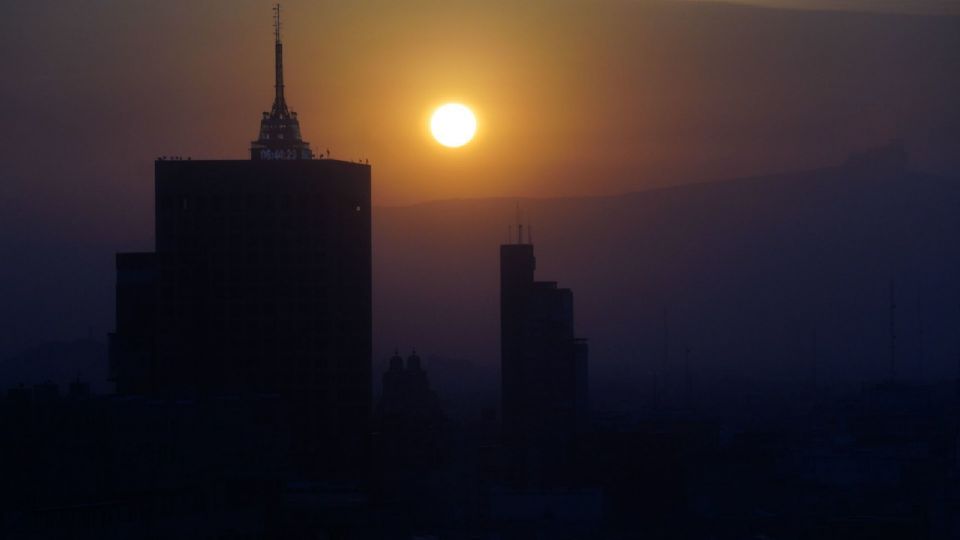 La calidad del aire en la Ciudad de México va de regular a mala.