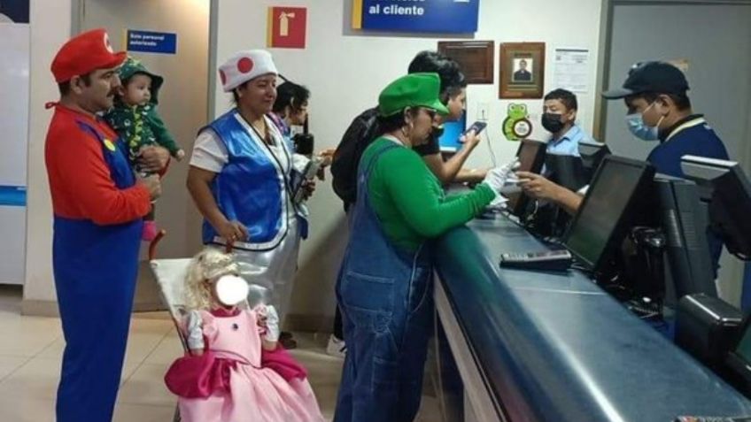 Familia completa se viste de los personajes de Mario Bros para ver la película en el cine y foto se hace viral