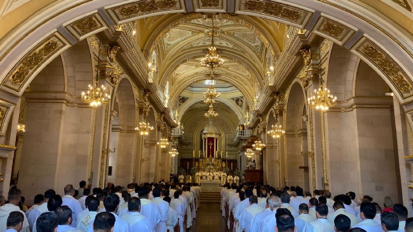 Celebran en Catedral la Misa Crismal