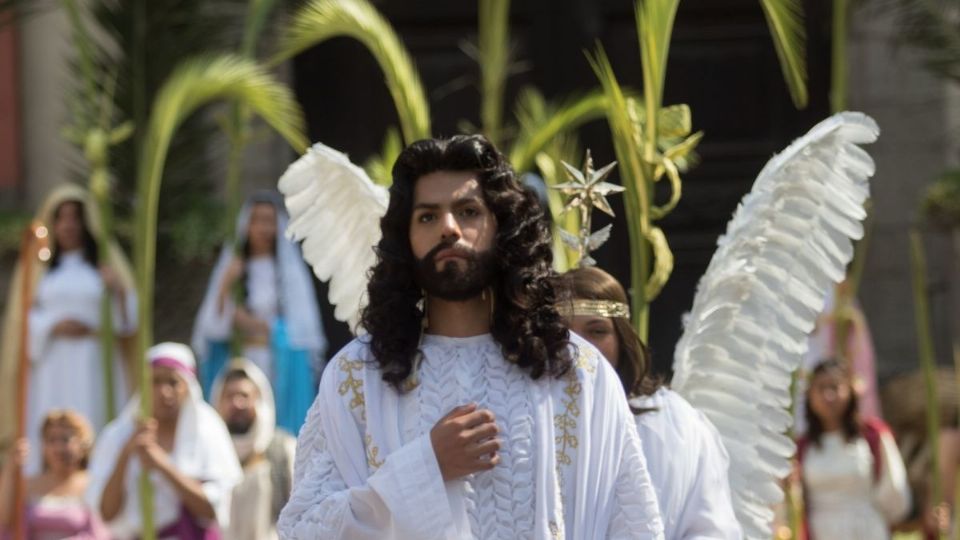 El Viernes Santo el evento se lleva a cabo de las 6:00 horas a las 18:00 horas de la tarde.