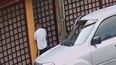 VIDEO| Dos personas intentaron robar una casa en Naucalpan pero se les "cebó"