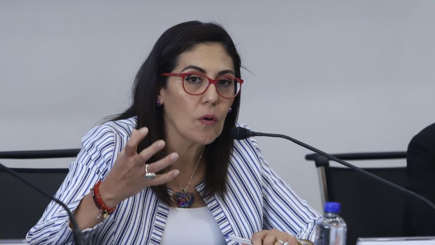 Claudia Zavala: Los partidos políticos deberían estar trabajando y no creando entornos proselitistas