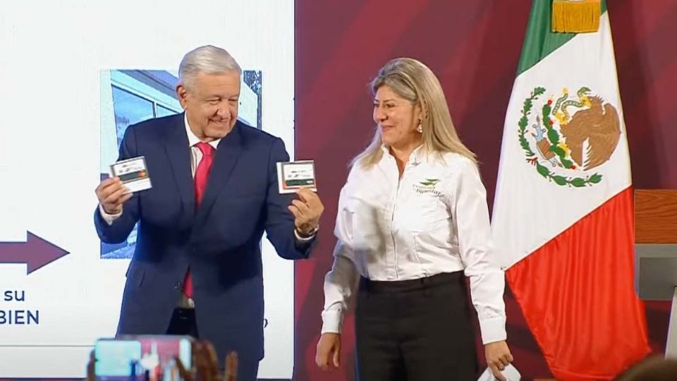 Una tarjeta deberá ser tramitada en México, otra en Estados Unidos