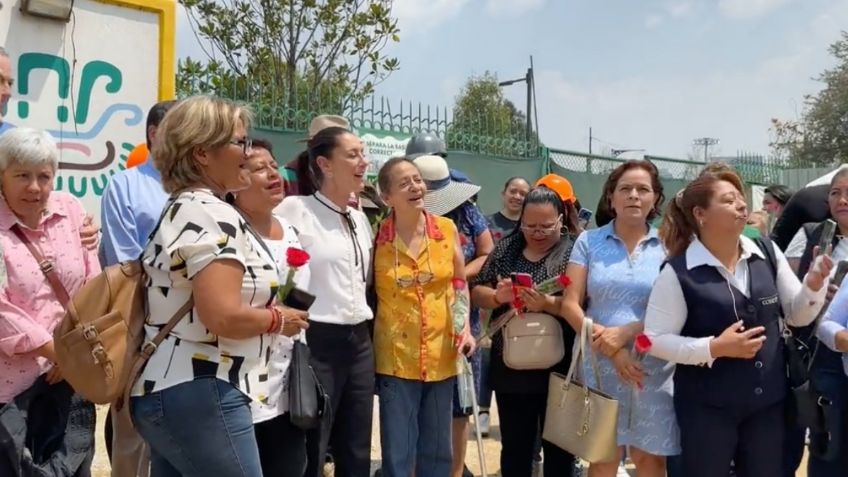 Sorprende Claudia Sheinbaum a mamás con mariachis este 10 de Mayo