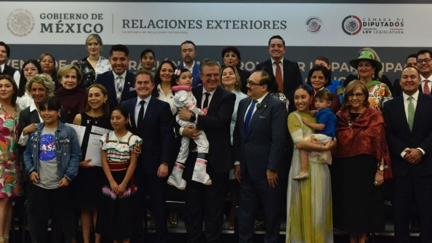 Marcelo Ebrard promueve con diputados y senadores la participación de niñas y mujeres en la ciencia en México