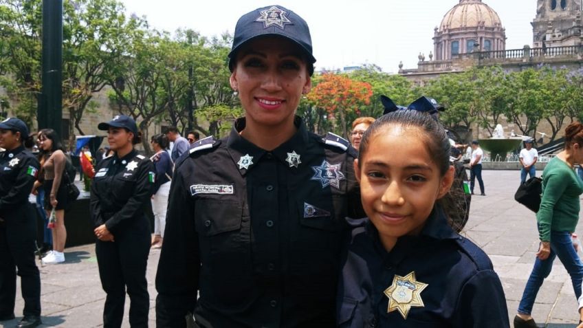 Mujeres de Jalisco forjan linaje en la policía para cuidar a los ciudadanos