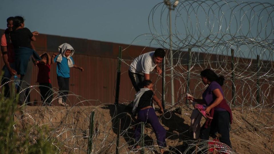 Las autoridades de ambos países aseguran que buscan establecer mecanismos para mejorar la situación de estas personas.