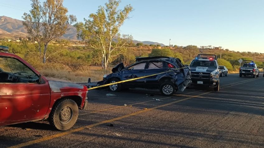 Fallece adolescente y tres resultan lesionados tras brutal accidente en Calvillo