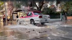 Reaparece fuga de agua en Iztapalapa: es la segunda vez en la semana que se riegan miles de litros