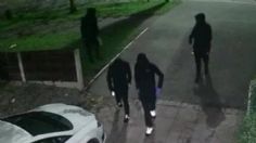 Encapuchados con machetes toman a niñas como rehenes en su casa: escalofriantes gritos alertaron al dueño