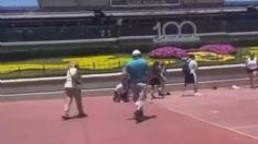 VIDEO | Se armó la campal en Disney: familias se pelean por tomarse fotografías en la entrada