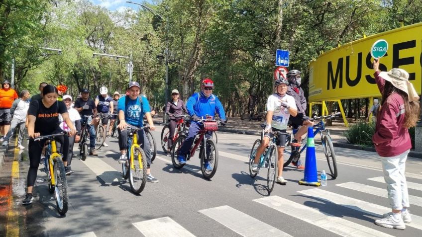 Semovi CDMX festeja 16 años del Paseo Dominical "Muévete en Bici"