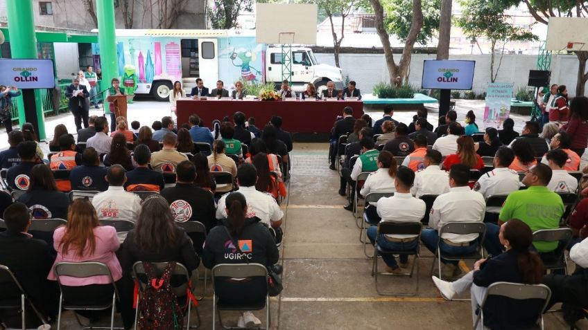 SGIRPC presenta unidad móvil "Girando con Ollin, el chapulín de la prevención"