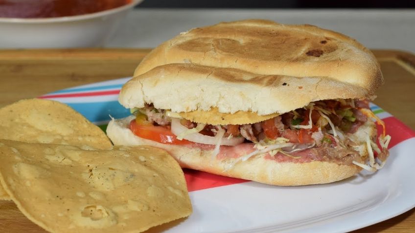 ¡De gelatina y de tostada! así son las tortas más extrañas que puedes encontrar en México