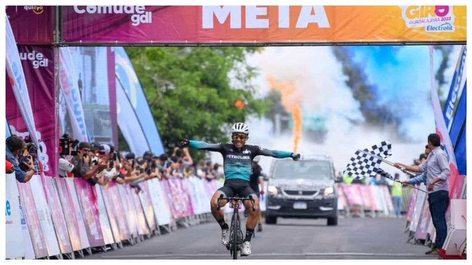 El veterano Alonso Rodríguez ganó la prueba, a los 43 años de edad.