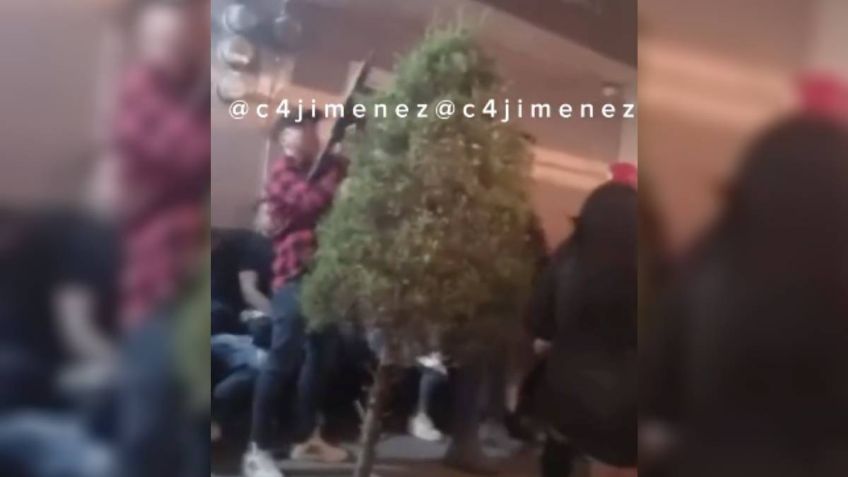 VIDEO: cierran la calle para armar fiesta y sueltan balazos al ritmo de música de banda en la GAM