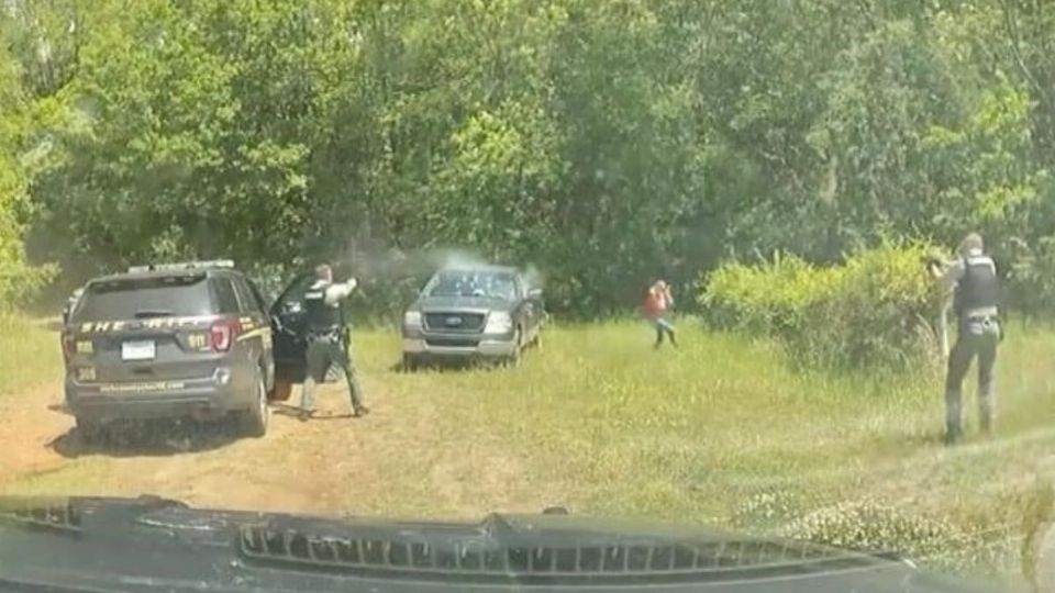 Este trágico incidente pone de relieve las preocupaciones sobre el uso de la fuerza por parte de las autoridades.