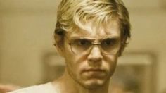 Contén la respiración antes de ver cómo lucía el actor de Jeffrey Dahmer cuando participó en “The Office”