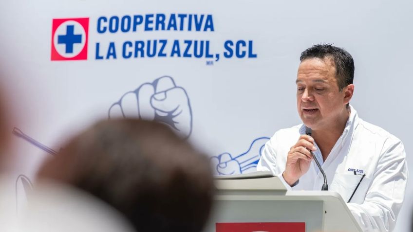 Los socios y trabajadores de Cooperativa La Cruz Azul honran al movimiento obrero en su día