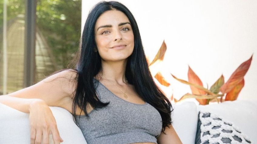 Aislinn Derbez enseña como llevar jeans desde un estilo boho chic hasta casual para viernes de oficina