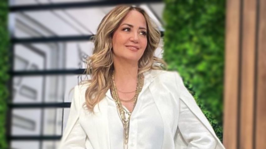 Con un estilo rockero, Andrea Legarreta comprueba que es una suegra moderna