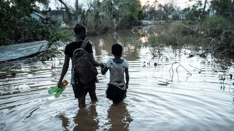 El Instituto Nacional de Enfermedades Transmisibles (NICD) ha pedido a la población de Hammanskraal que hierva el agua o la trate con lejía (desinfectante) antes de consumirla.