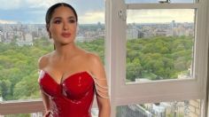 En bata de baño, Salma Hayek derrocha belleza desde un exclusivo yate