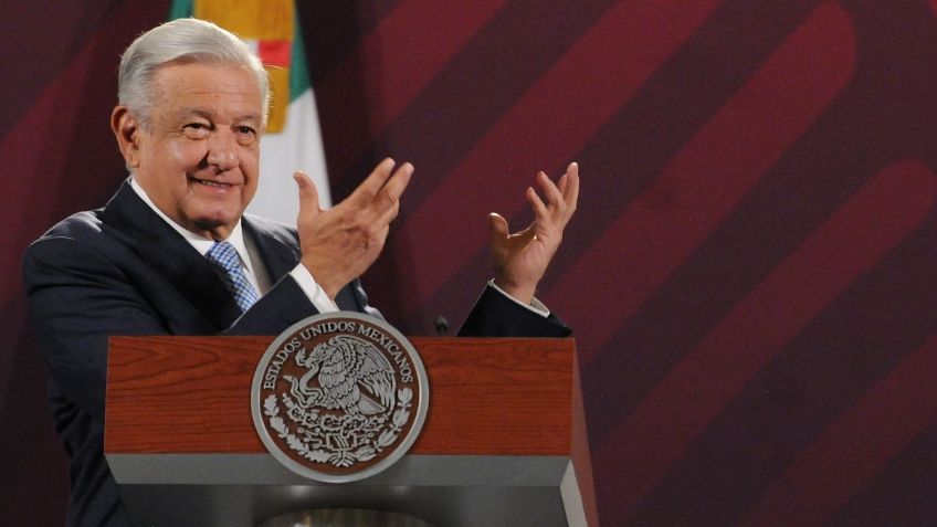 AMLO presenta su declaración anual patrimonial