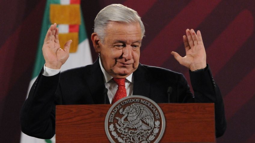 "Amanecí con ganas de tirar aceite": AMLO lanza una fuerte indirecta a la oposición