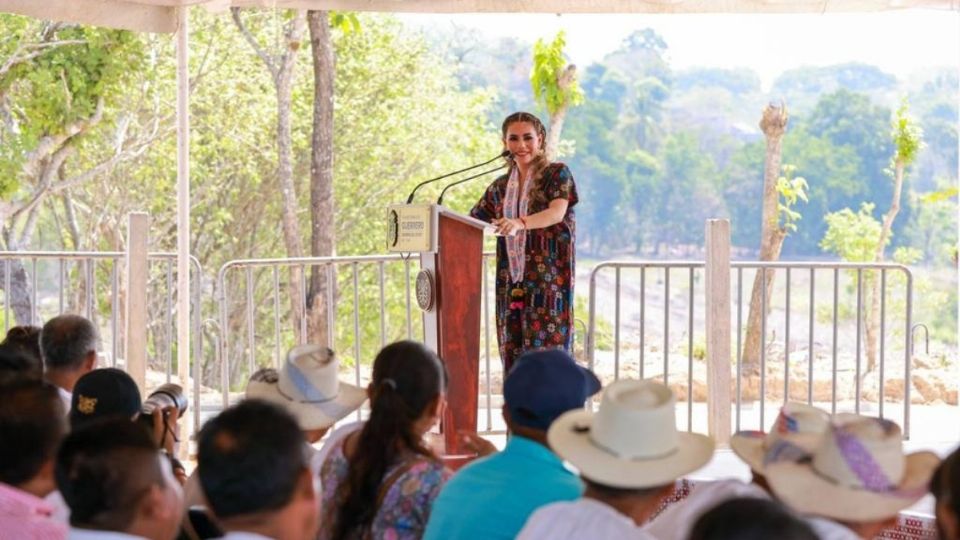 Inaugura obras de infraestructura carretera y social por un monto de poco más de 18 mdp de inversión