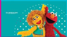 Elmo invita a niños y padres a conectar jugando en casa