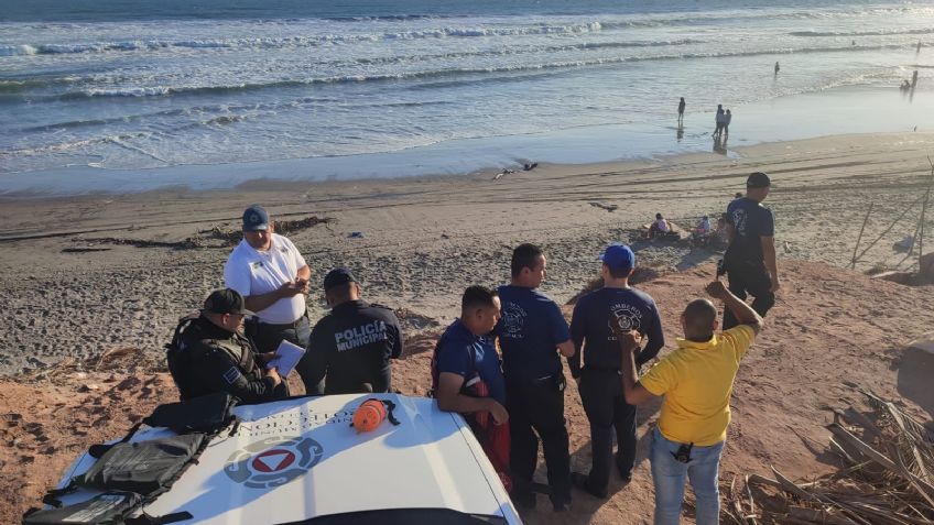 Se metió al mar para salvar a su madre, pero él ya no salió: se lo llevó la corriente y sigue desaparecido