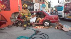 Tragedia en Puebla: un hombre quedó prensado tras chocar contra una taquería