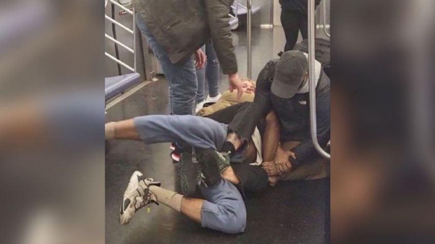 VIDEO | "Por molestar a los pasajeros", hombre muere estrangulado en el metro de Nueva York