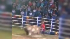 VIDEO | Toro salta valla de seguridad y casi embiste a una cantante en pleno jaripeo