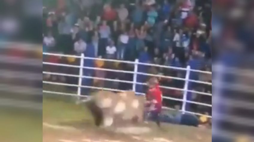 VIDEO | Toro salta valla de seguridad y casi embiste a una cantante en pleno jaripeo