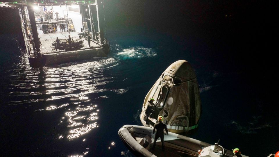 Los astronautas fueron rescatados sanos y salvos.