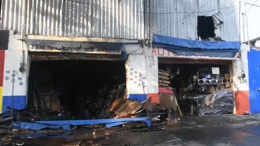 Incendio deja daños en tres locales en Guadalajara