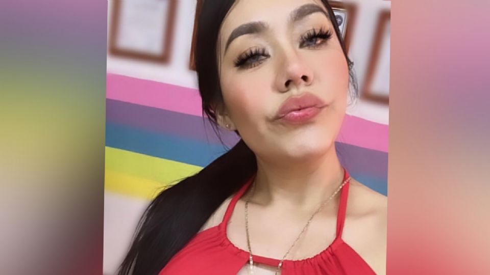 En las imágenes, la bailarina presumió un conjunto color rojo.