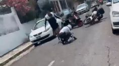 IMÁGENES FUERTES: un motociclista da paliza a policía de tránsito en Boca del Río