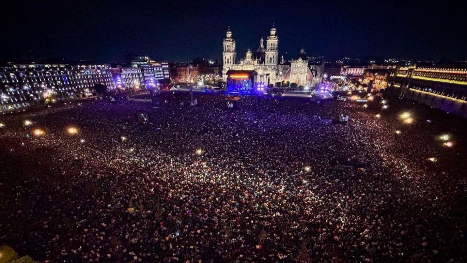 El Zócalo lució repleto con el concierto de Los Fabulosos Cadillacs