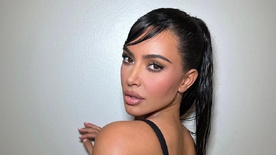 Kim Kardashian posando. Fuente: Instagram