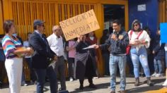 Trabajadores sindicalizados del CCH Naucalpan se manifiestan para exigir mantenimiento en sus instalaciones