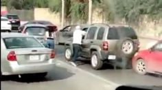 Captan brutal golpiza a un conductor: el agresor dejó su auto a mitad de la carretera