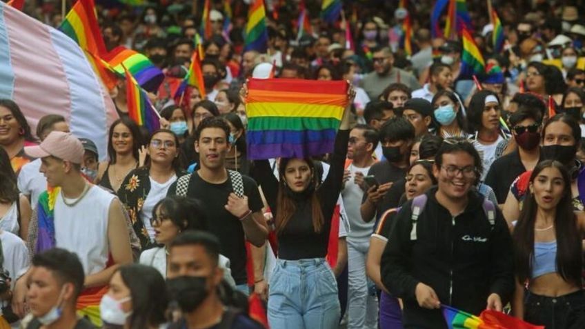 ¿Qué es el queerbating y cómo combatirlo?