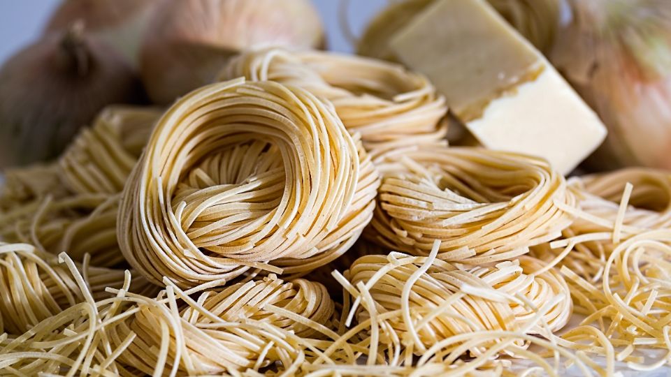 La pasta sigue siendo la base de la alimentación de millones de italianos.