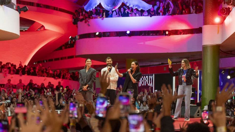 Miles de personas se congregaron en el Parque Ibirapuera para la presentación en vivo de Tudum.