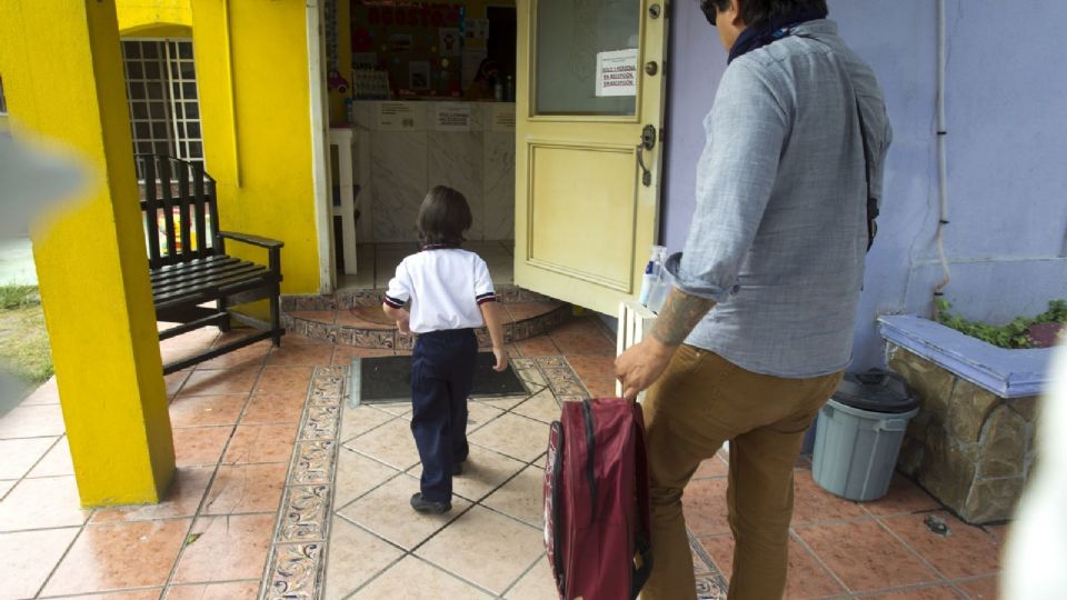 Ante la ola de calos, las clases en Nuevo León podrán tomarse en casa